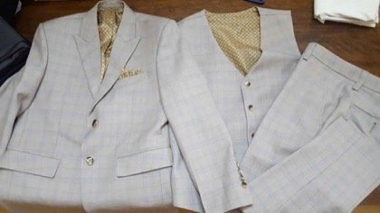 Clothes made at Anna’skleding Tailor in Danang, photo by a customer (Tiến dũng Phạm)