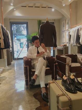 Clothes made at Antonio De Torres Bespoke, photo by a customer (Phan Khang)