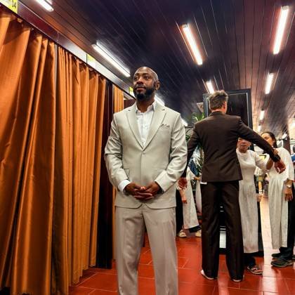 Clothes made at Ba Ri Tailor, photo by a customer (Nycc laye)