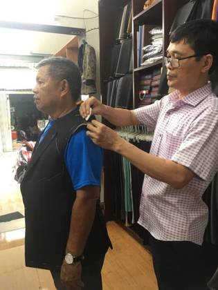 Clothes made at Bá Vĩ Tailor, photo by a customer (Tài Phạm Gia)