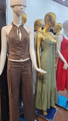 Clothes made at Bari Tailor, photo by a customer (Patricia Palma)