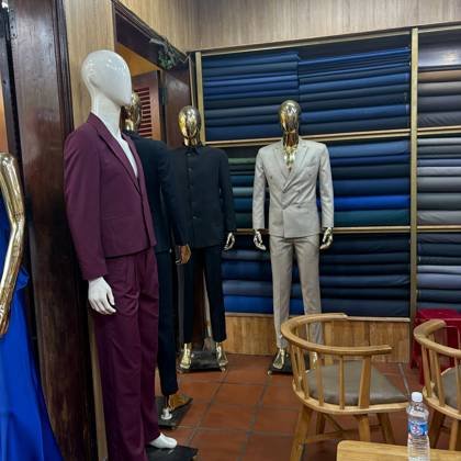 Clothes made at BEAN Tailor, photo by a customer (Leonie P)