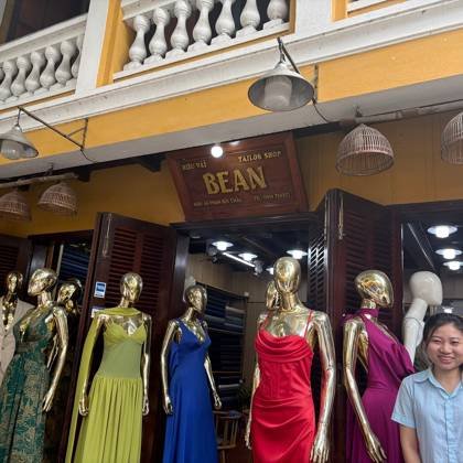 Clothes made at BEAN Tailor, photo by a customer (Leonie P)