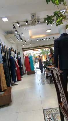 Clothes made at Bi Hanh Tailor, photo by a customer (Maria Poole)