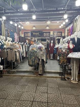 Clothes made at Bigo The Tailor, photo by a customer (Vic (smokeyr1m_vic))