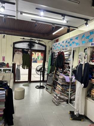 Clothes made at Blue Gecko Tailor Hoi An, photo by a customer (Rudo)