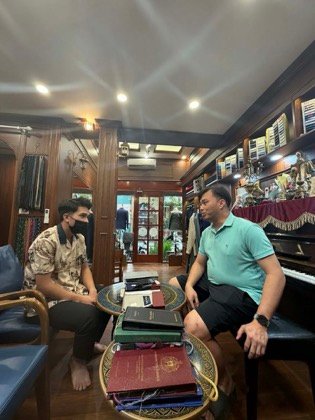 Clothes made at Cazo Tailor, photo by a customer (Pablito Joseph Jr Araneta)