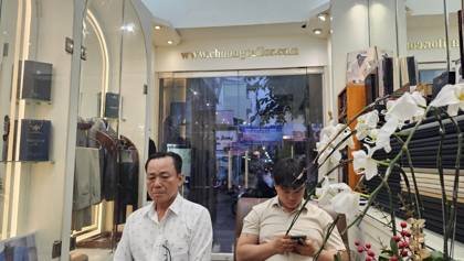 Clothes made at CHUONGTAILOR May Vest Sài Gòn-409 Nguyễn Đình Chiểu Q3, photo by a customer (Diem Pham)