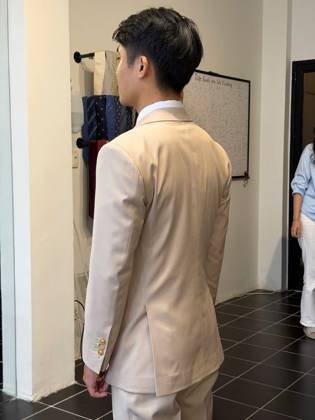 Clothes made at Cò Lả Tailor, photo by a customer (Nhật Hoàng Vương)