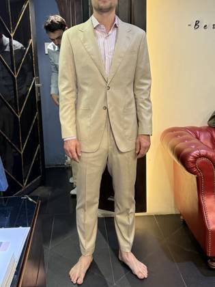 Clothes made at Dati Tailor, photo by a customer (Timothée Gorwood)