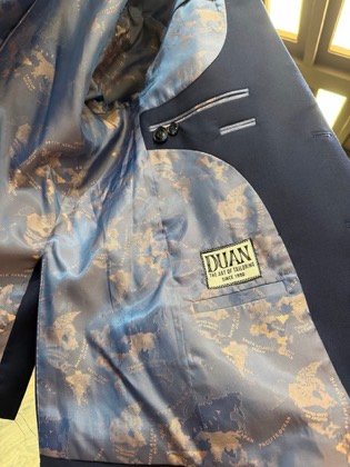 Clothes made at DUAN Tailor, photo by a customer (Anhkhoi Nguyen)