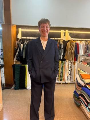 Clothes made at Elegant Silk, photo by a customer (Carlos Arban)
