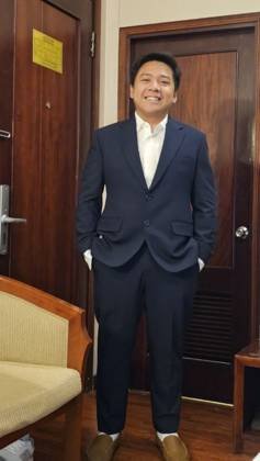 Clothes made at Huong Tailor Ben Thanh, photo by a customer (Ronald BD)