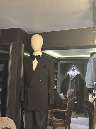 Clothes made at Lehman Brother, photo by a customer (Huy Nguyễn)
