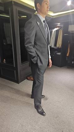 Clothes made at Lehman Brother, photo by a customer (Ứng Trường Sơn)