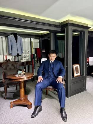 Clothes made at Lehman Brother, photo by a customer (Hào Phạm)