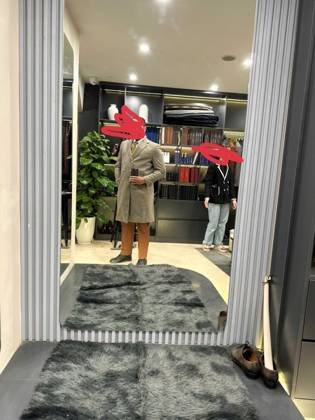 Clothes made at May vest đẹp Hà Nội, photo by a customer (Med Nadj Haouam)