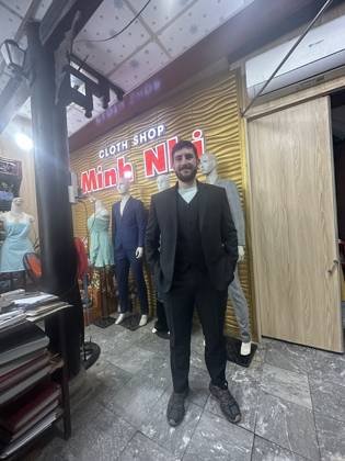 Clothes made at Minh Nhi Family Tailor, photo by a customer (Pablo Borredat Díaz)