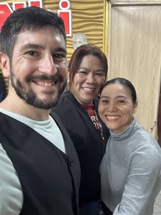 Clothes made at Minh Nhi Family Tailor, photo by a customer (Pablo Borredat Díaz)