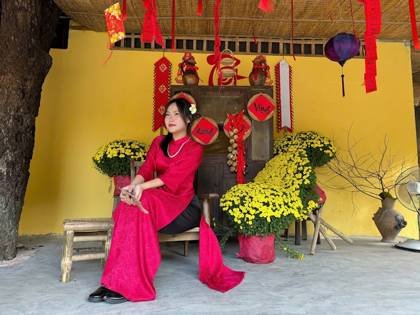 Clothes made at Nhà May Áo dài Hải Nhi, photo by a customer (Hiine Lam (Ly))
