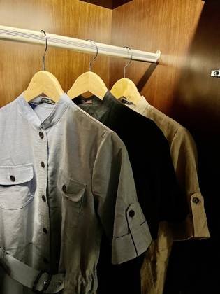 Clothes made at Nhà may Hồng Oanh, photo by a customer (M S)