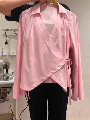 Clothes made at Nhi Tailor, photo by a customer (Thoa đặng)