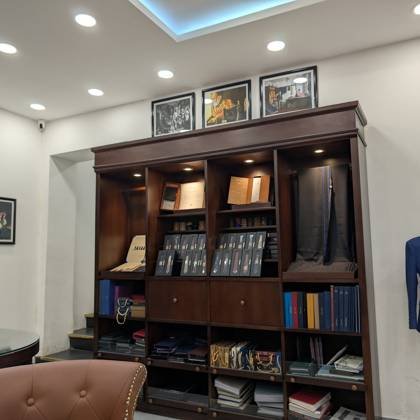 Clothes made at Paul Bespoke Tailor, photo by a customer (yz)