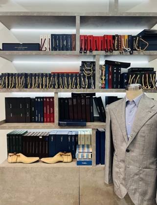 Clothes made at Phamtailor, photo by a customer (Ngọc Phạm)