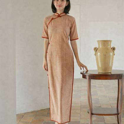 Clothes made at Phương Giang Tailor, photo by a customer (Stacey Lau)