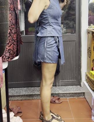 Clothes made at Phuong Na Tailor, photo by a customer (Ana Logrado)