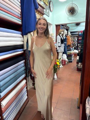 Clothes made at Pink Lotus Tailor, photo by a customer (Sarah Beaufils)