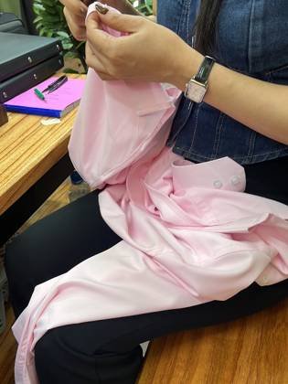 Clothes made at Rosie Tailor, photo by a customer (Ilyace Ndiaye)