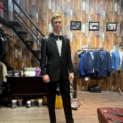 Clothes made at Tailor Bros, photo by a customer (Joar H)