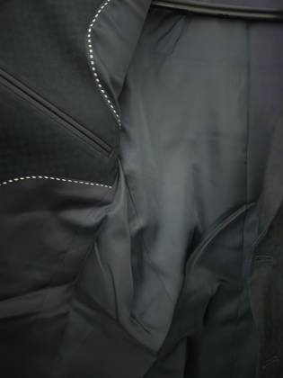 Clothes made at Tailor Thu 506, photo by a customer (Manu Gosraider)