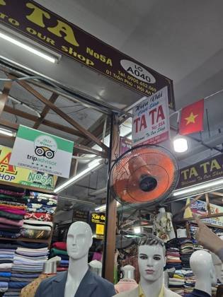 Clothes made at TaTa Tailor (The counter No.05 Inside Hoi An Fabric Market), photo by a customer (Andy Lim)
