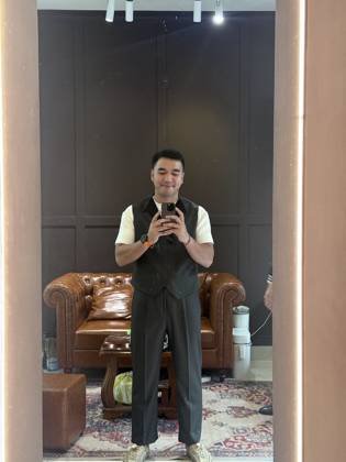 Clothes made at Tie Men, photo by a customer (Nguyễn Hùng Tuấn)