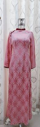 Clothes made at Tiệm May Áo Dài Phương Quỳnh, photo by a customer (Thị Thanh Hồ)