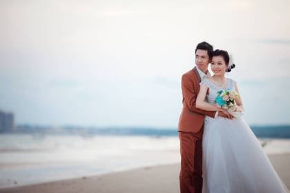 Clothes made at Tuxedo Bespoke Tailoring, photo by a customer (Hưng Lê)