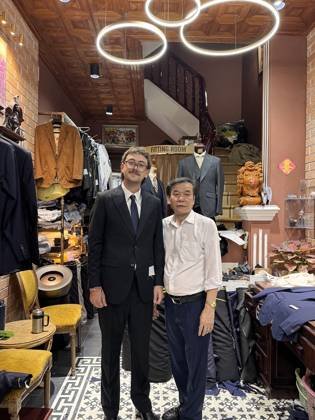 Clothes made at Văn Hùng Tailor, photo by a customer (Frank H)
