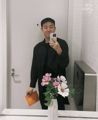 Clothes made at Wild Orchid Tailor Shop, photo by a customer (The Nomad Inside 內在遊牧)