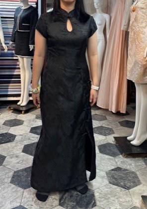 Clothes made at Win Tailor Hoi An, photo by a customer (Q Yx)