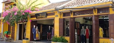 A Dong Silk, tailor in Hoi An