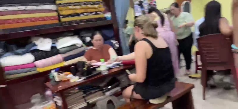 Anh Bang Custom Tailor, tailor for suits and dresses in Hoi An — photo 3 of 6