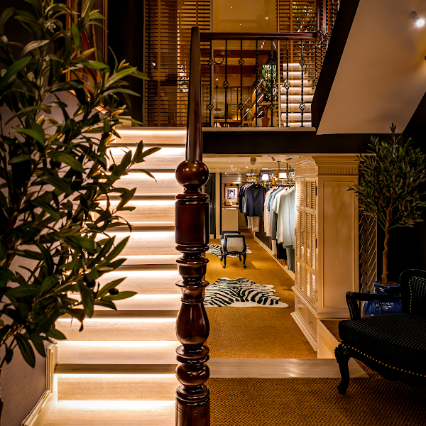 Antonio De Torres Bespoke, tailor for suits and bespoke menswear in Ho Chi Minh City (Saigon) — photo 5 of 6
