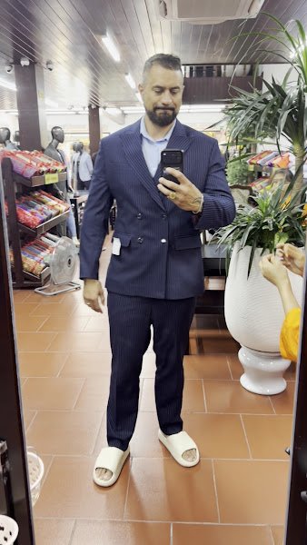 Bari Tailor, tailor for suits and shirts in Hoi An — photo 4 of 6
