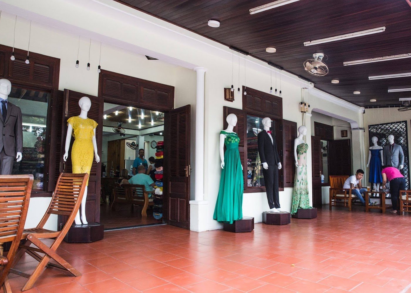 Be Be Tailor 2, tailor for suits and wedding suits in Hoi An — photo 1 of 6