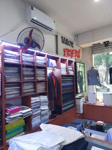 Ben Tailor, tailor for tuxedos and suits in Ho Chi Minh City (Saigon) — photo 5 of 6