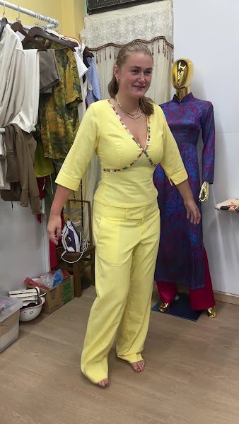 Beri Tailor, tailor for dresses and suits in Hoi An — photo 4 of 5