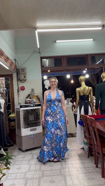 Beri -The Tailor, tailor for dresses and tops in Hoi An — photo 4 of 6