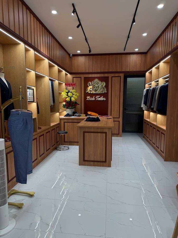 Binh Tailor, tailor for suits and tuxedos in Ho Chi Minh City (Saigon) — photo 1 of 6